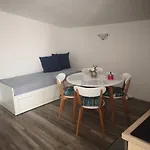 Tara Apartman