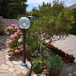 Tara Apartman