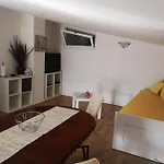 Apartman Tara