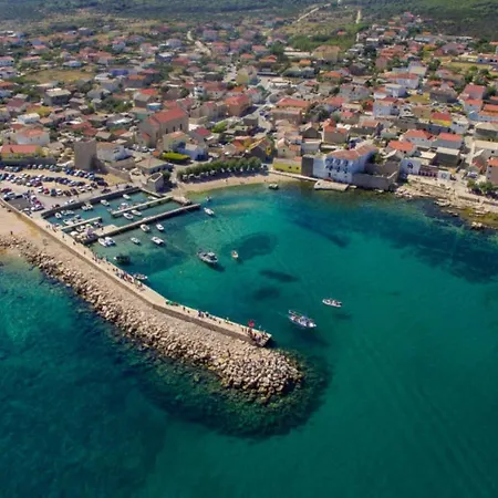 Tara Ražanac