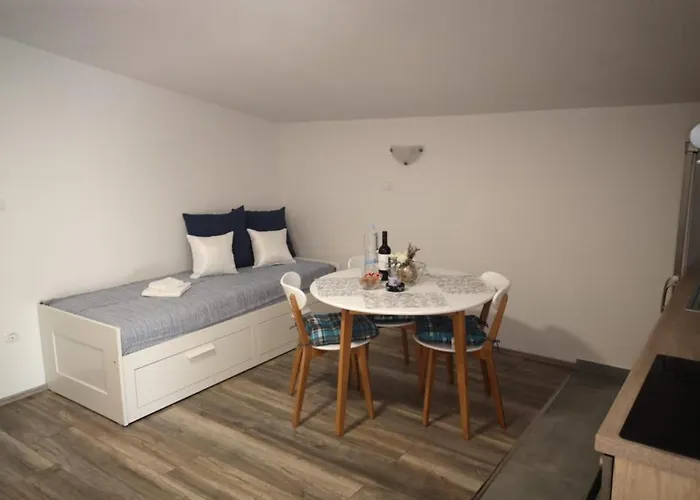 Tara Lejlighed Ražanac